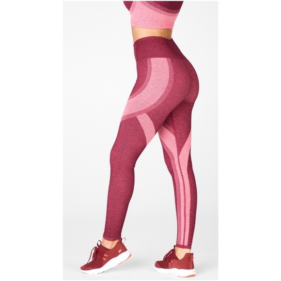 Fabletics High Waisted Seamless Swift Leggings NWT - Picture 3 of 3